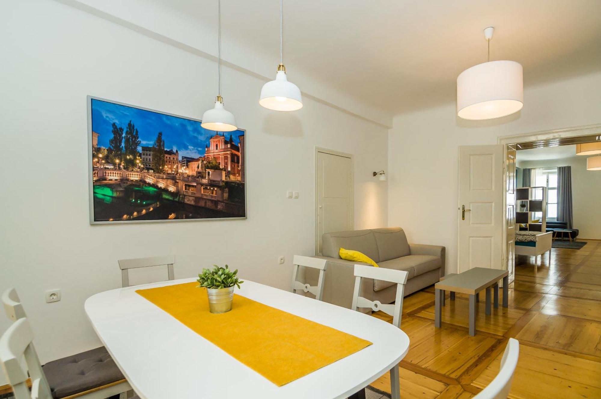 Elegant Central Apartment Liubliana Exterior foto
